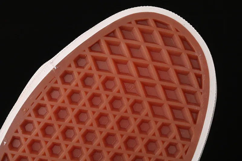 All categories Vans Vans series Vans Hi Vans high-top plus velvet Vans Sk8-Hi Anaheim autumn and winter plus velvet series high-top casual sneakers VN0A38GFUQ1